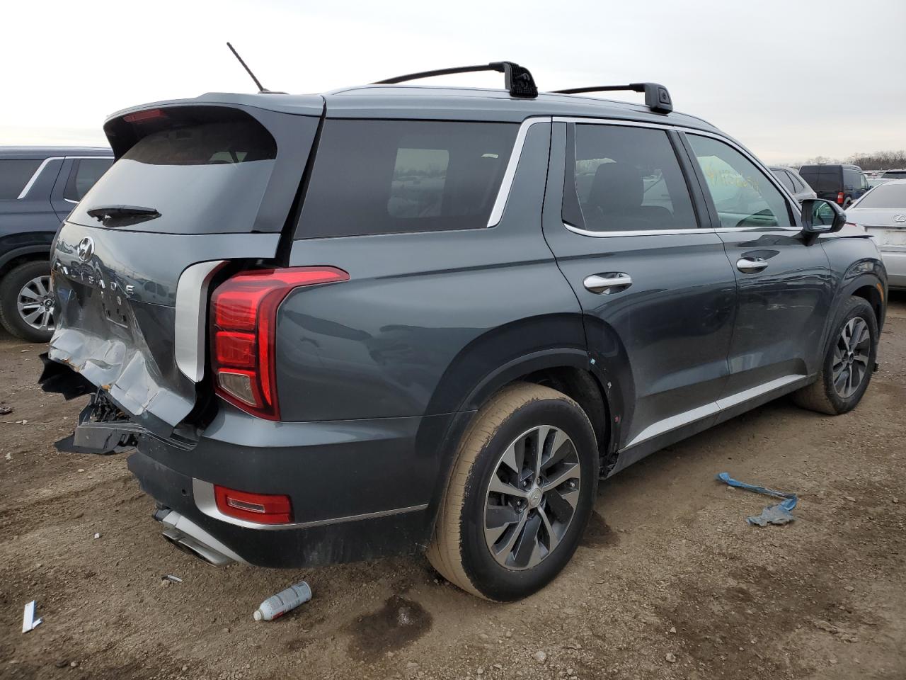2022 Hyundai Palisade - Image 3