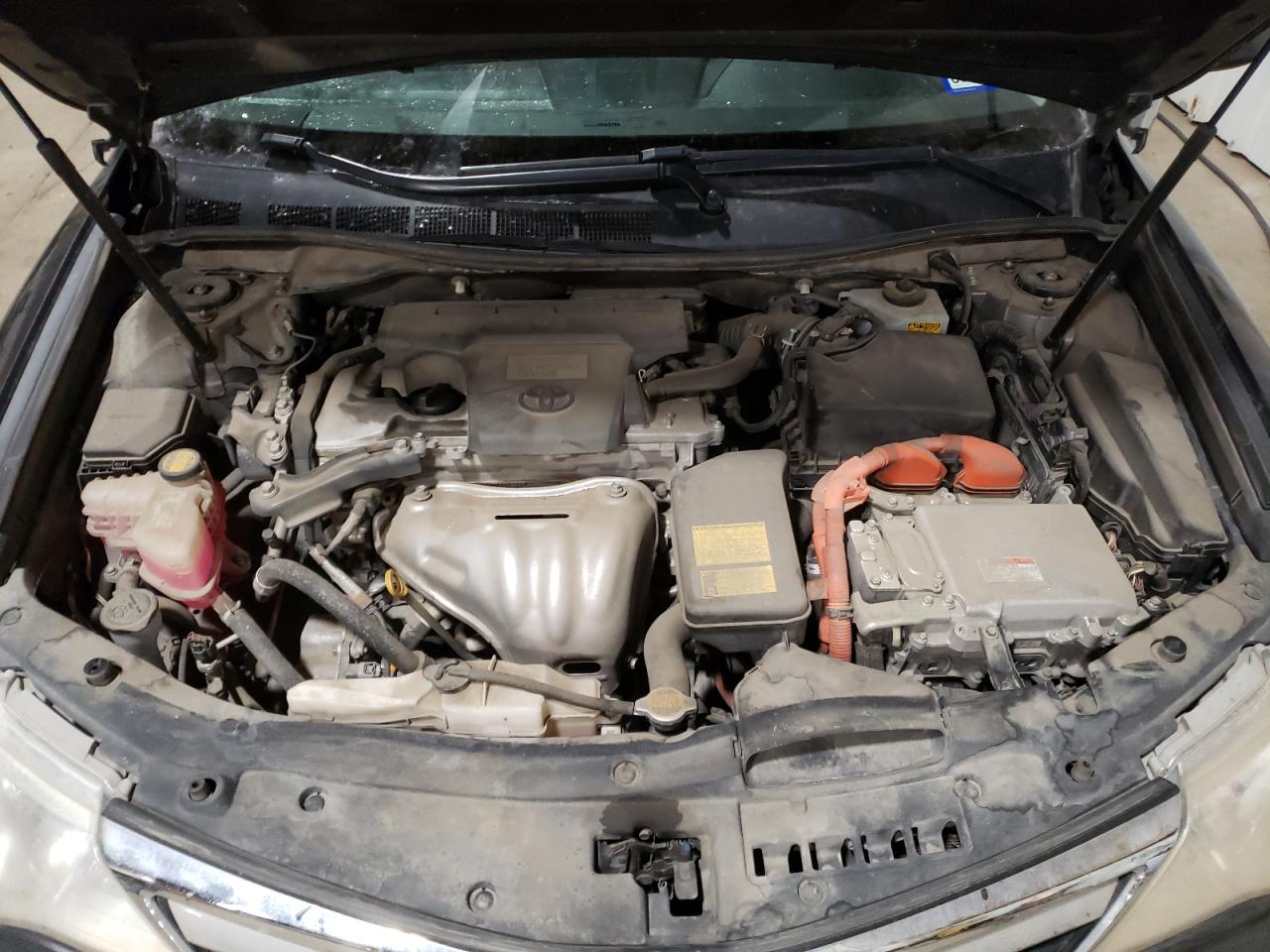 2012 Toyota Camry - Image 11