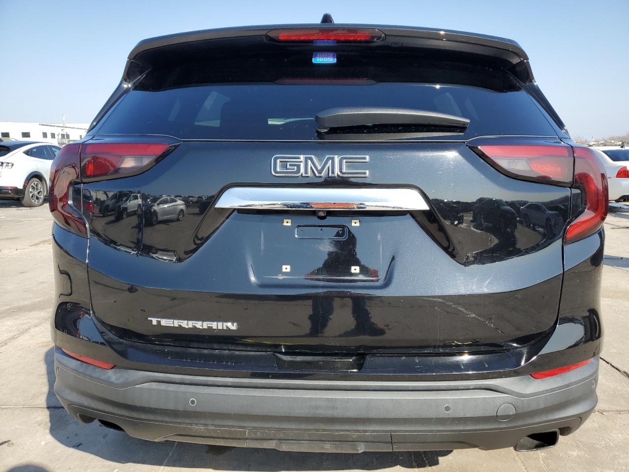 2018 GMC Terrain - Image 6