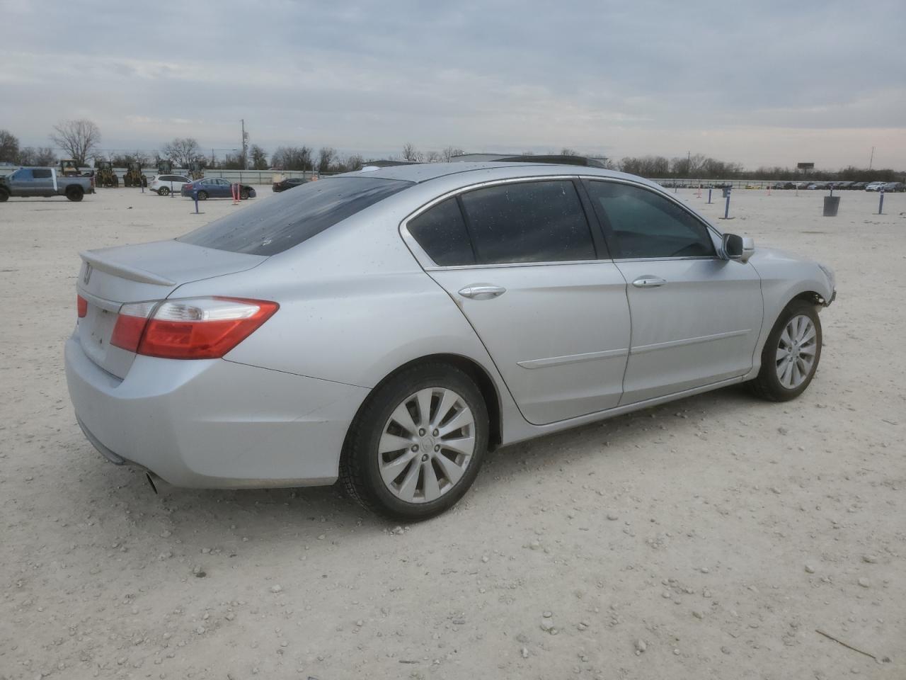 2013 Honda Accord - Image 3