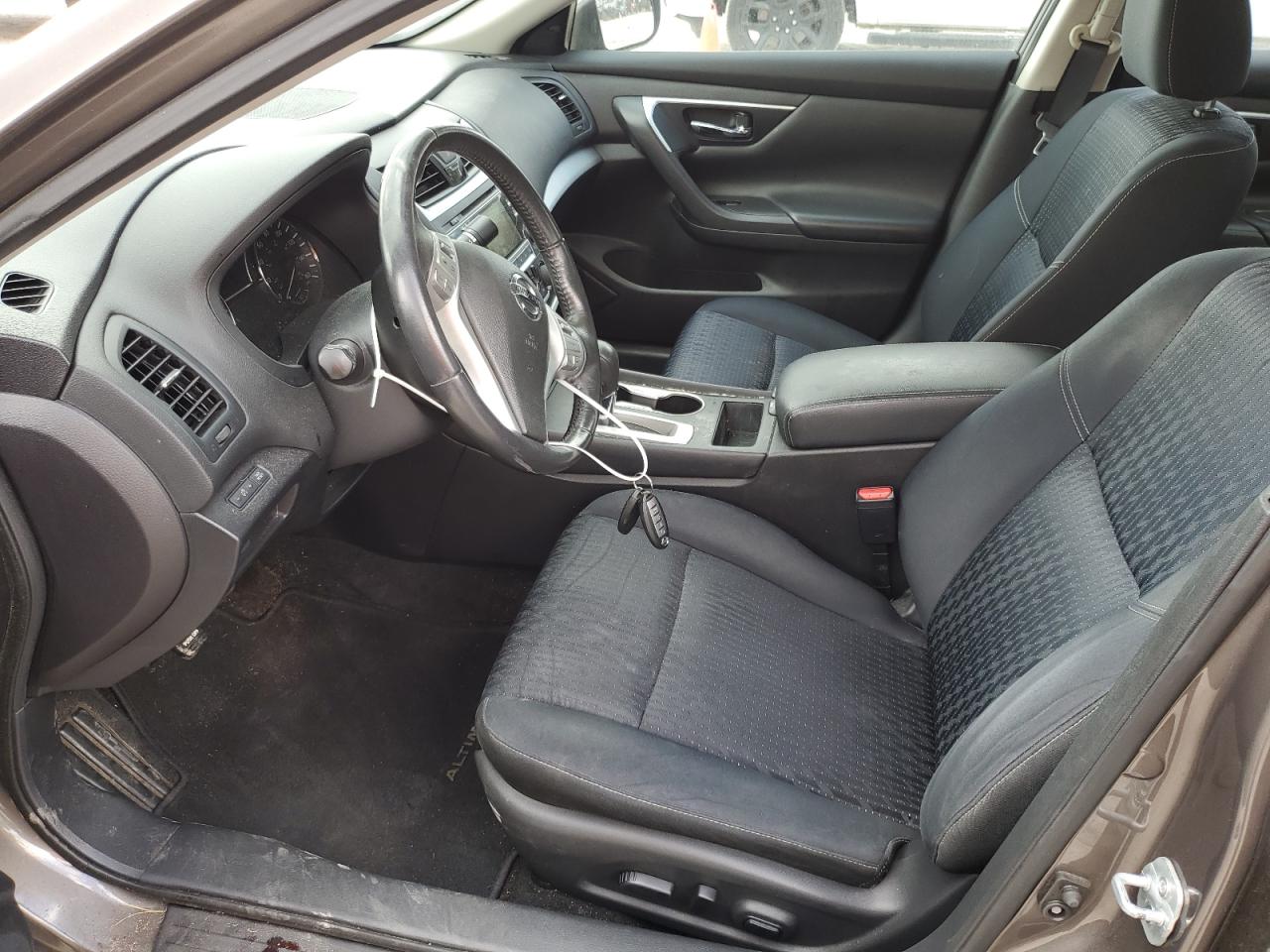 2017 Nissan Altima - Image 7