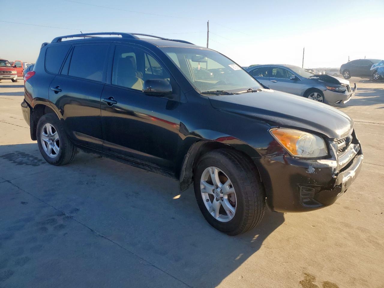 2012 Toyota RAV 4 - Image 4