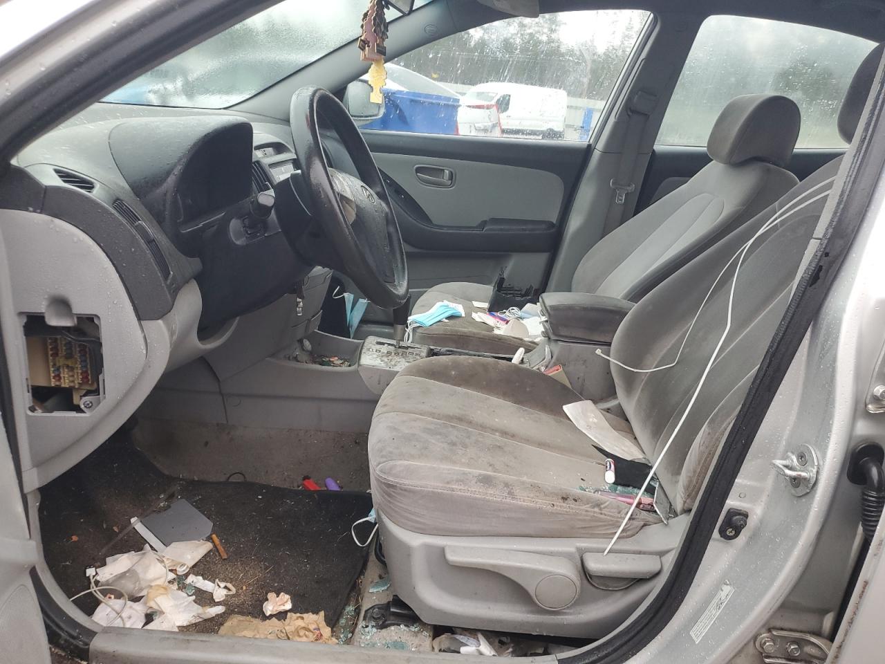 2007 Hyundai Elantra - Image 7