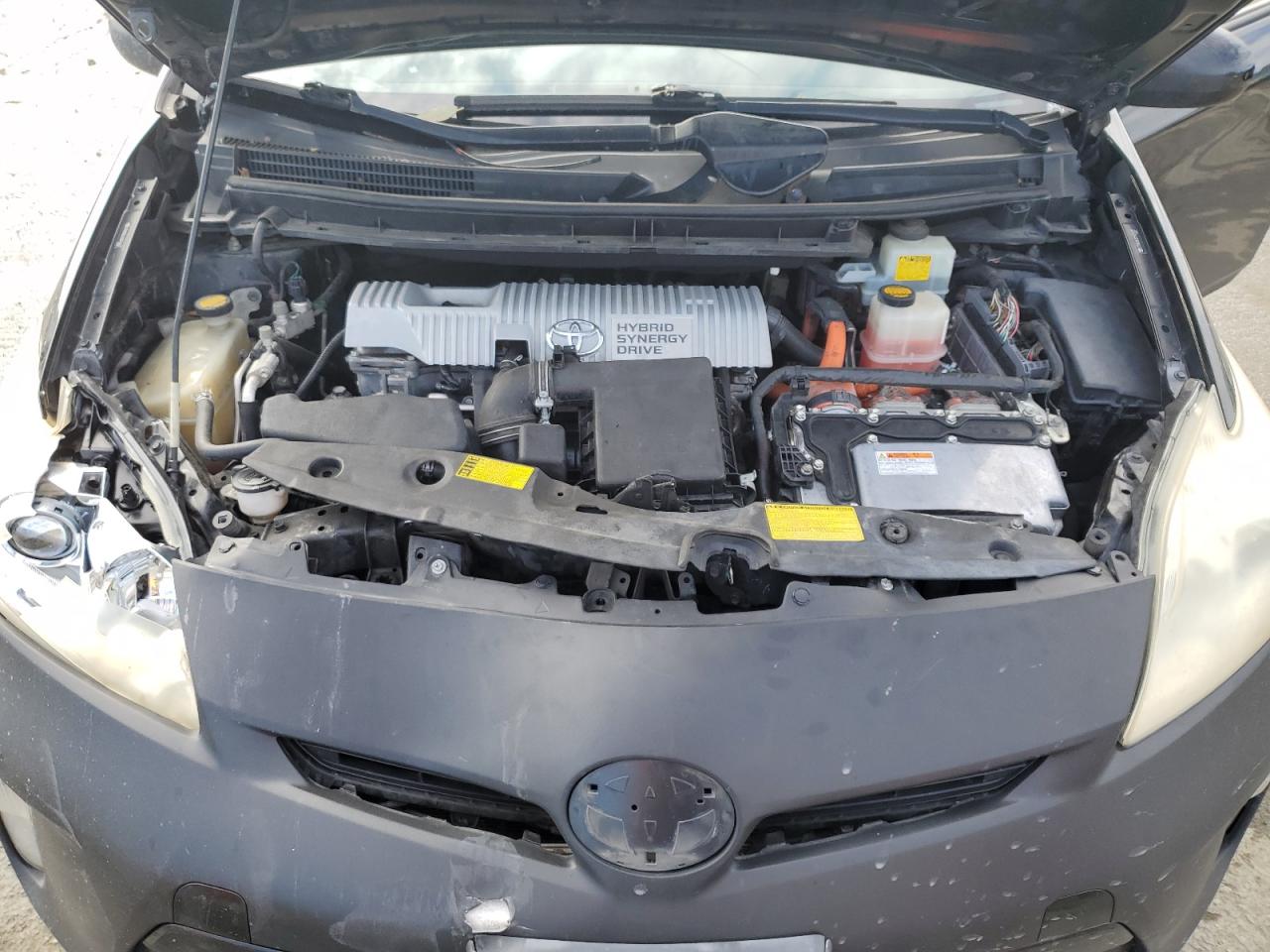 2012 Toyota Prius - Image 12