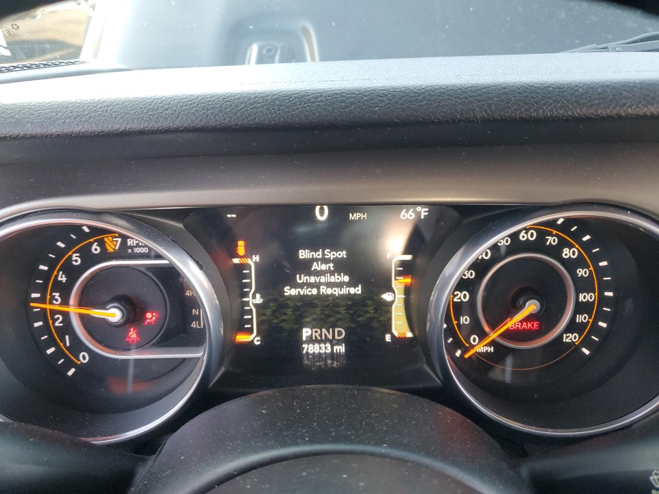 2018 Jeep Wrangler - Image 9