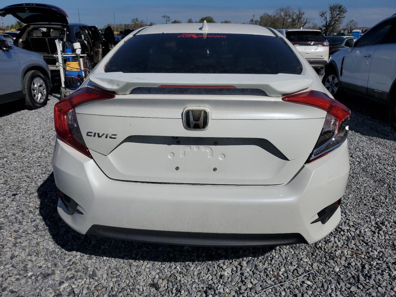 2017 Honda Civic - Image 6