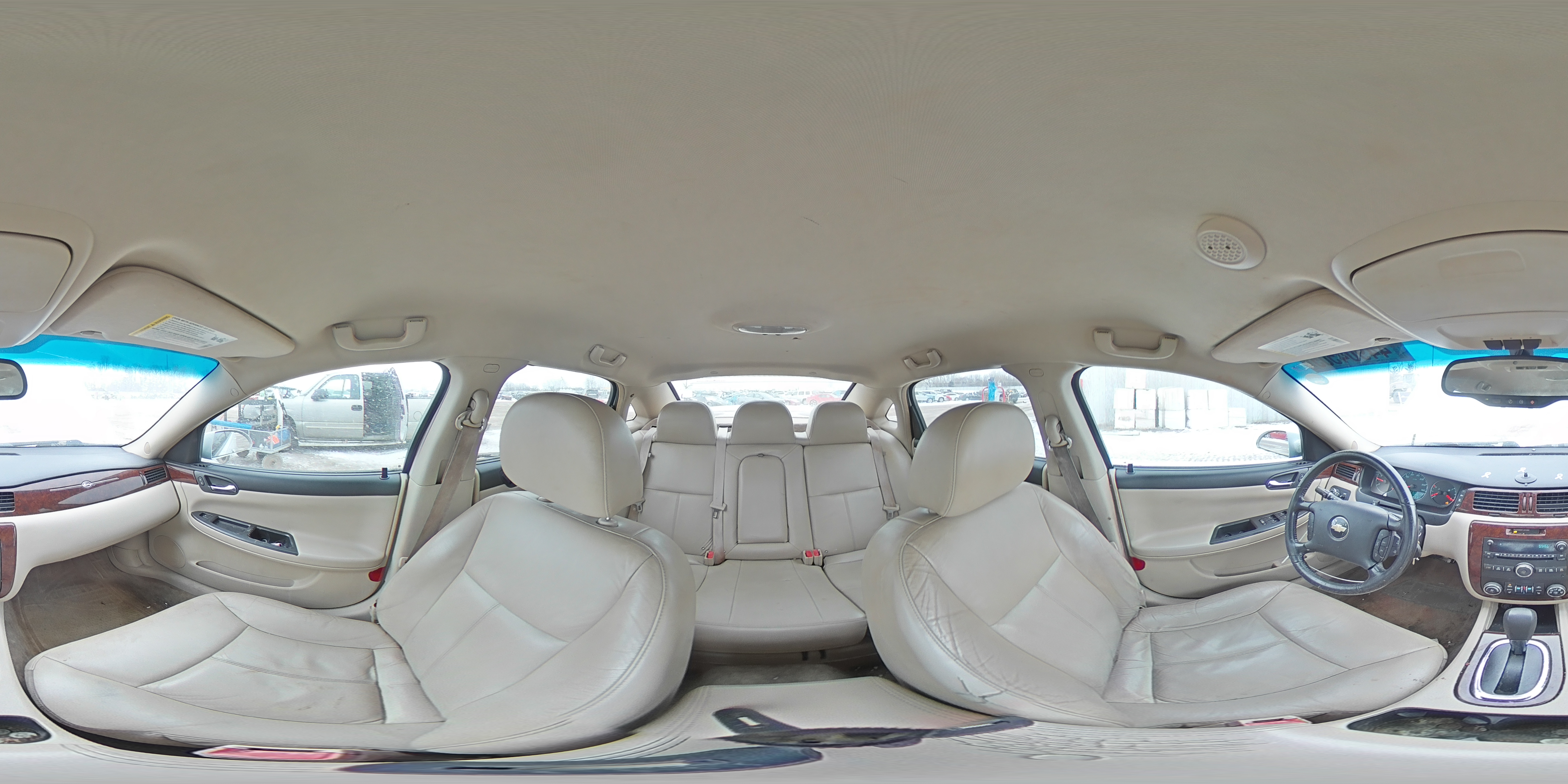 2011 Chevrolet Impala - Image 12