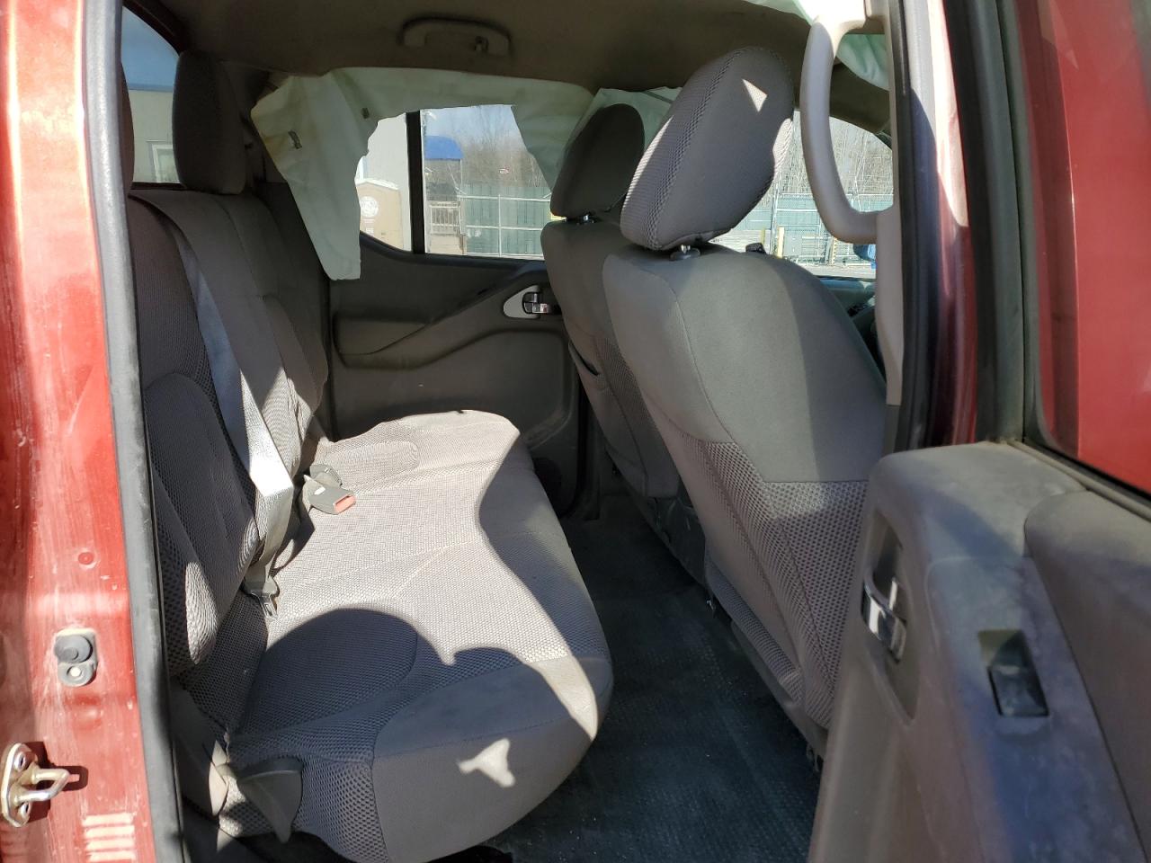 2016 Nissan Navara (Frontier) - Image 11