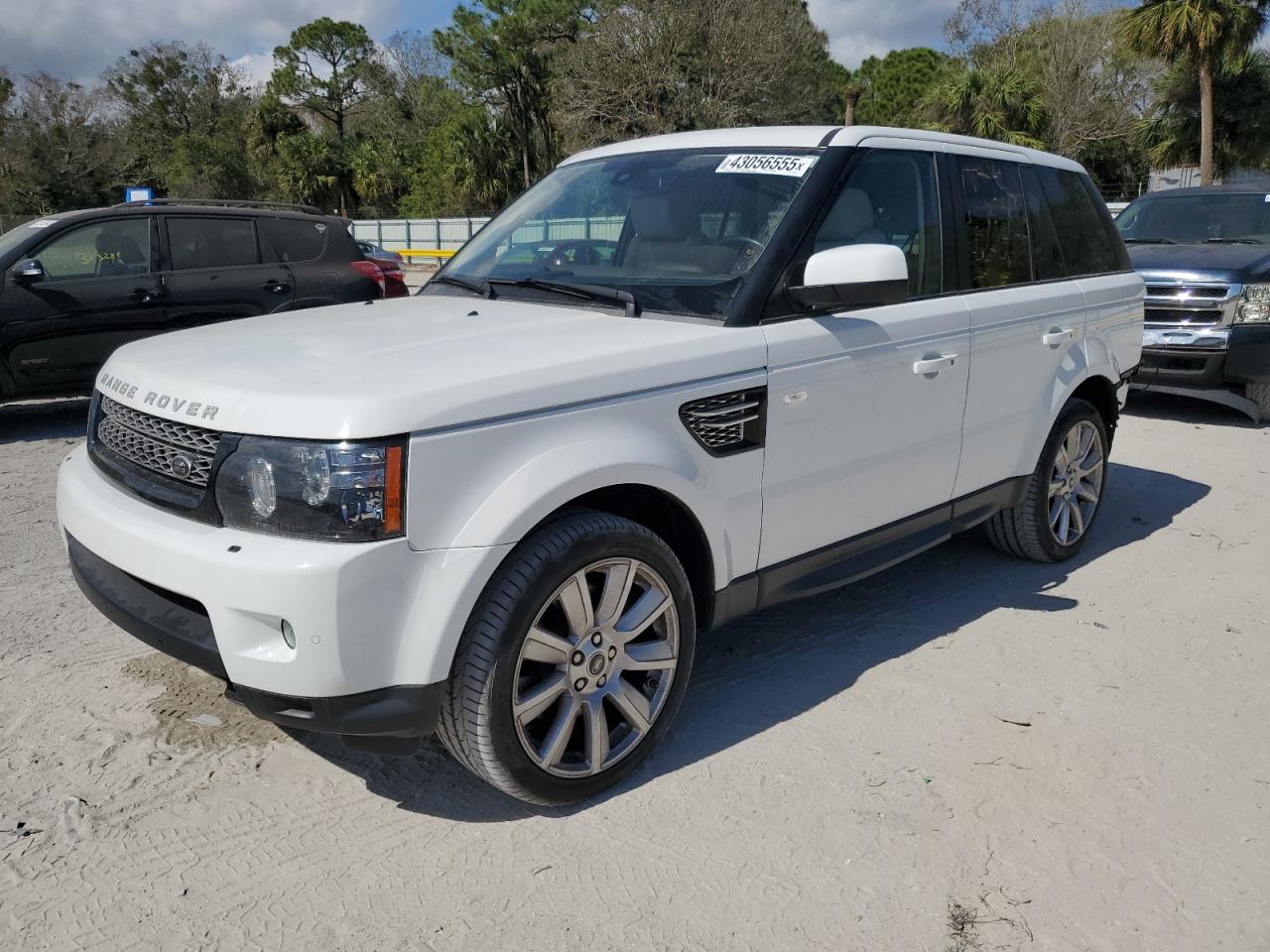 2013 Land Rover Range Rover - Image 1
