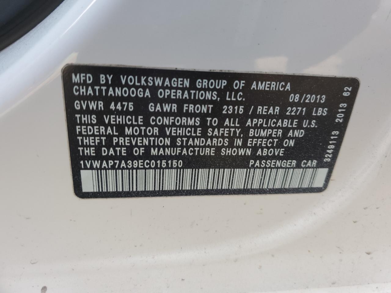 2014 Volkswagen Passat - Image 12