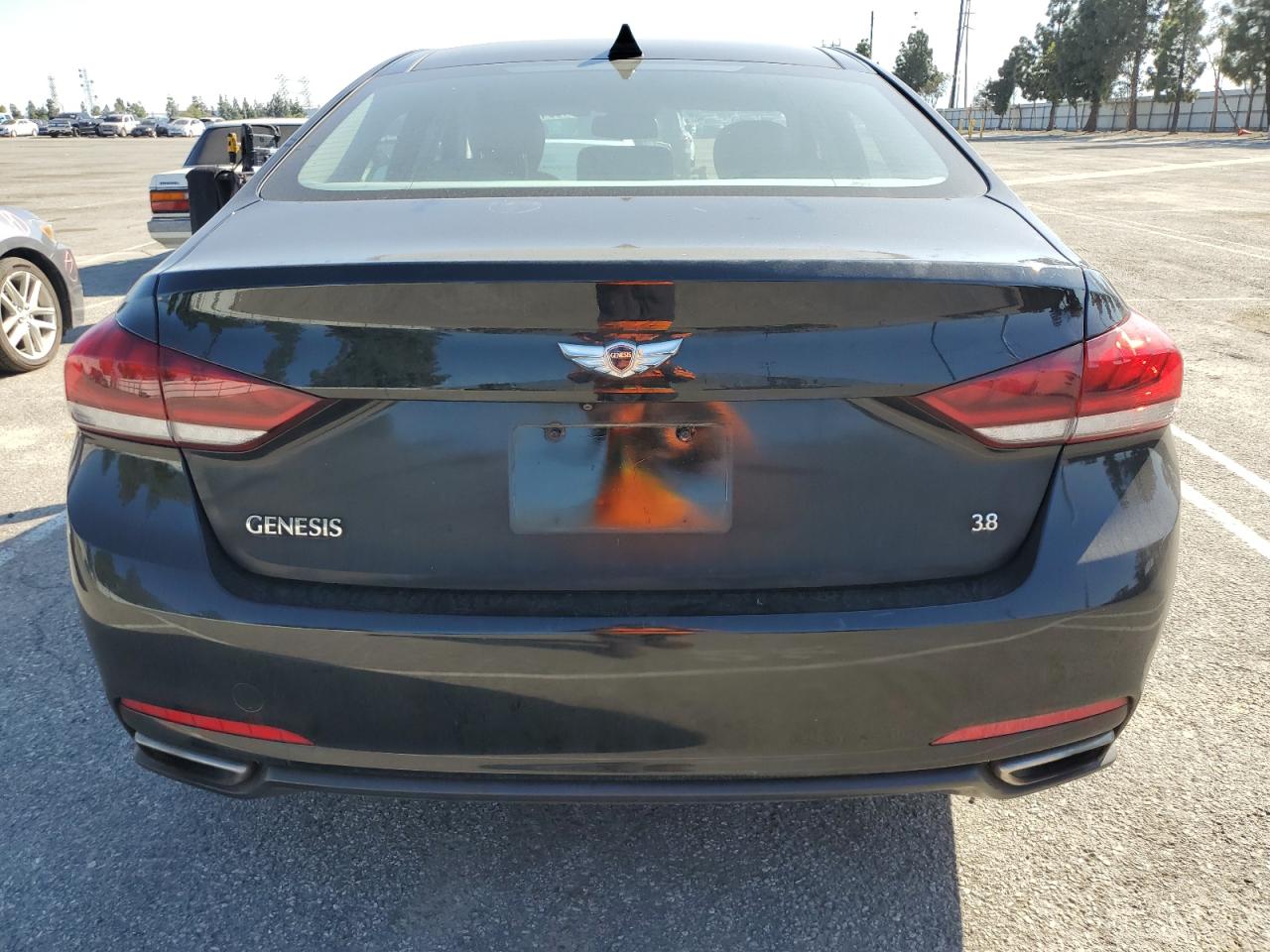 2015 Hyundai Genesis - Image 6