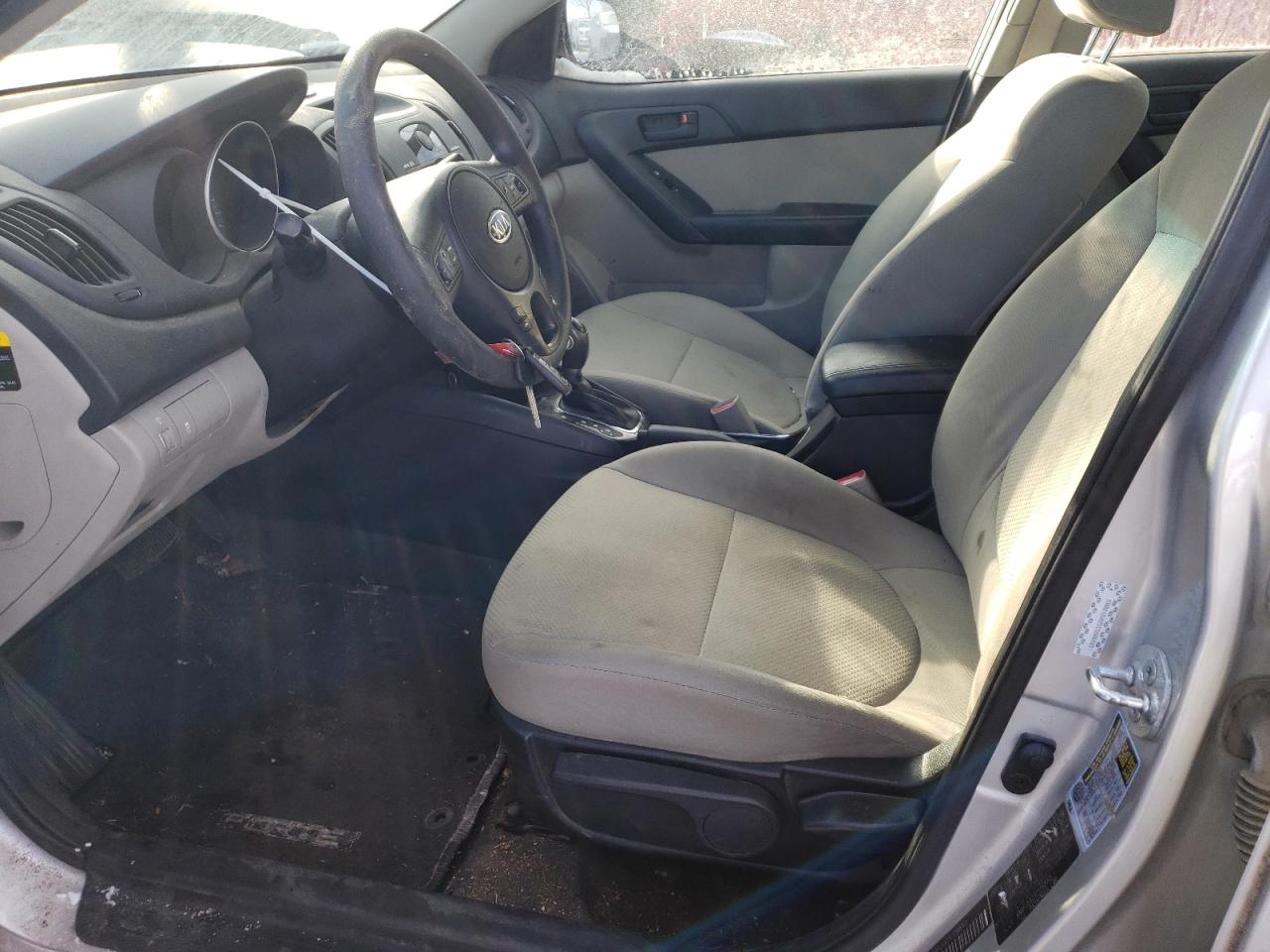 2012 Kia Forte - Image 7