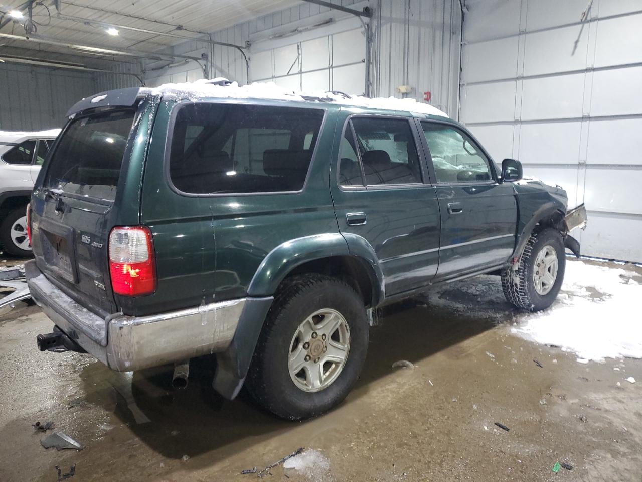 2001 Toyota 4Runner - Image 3