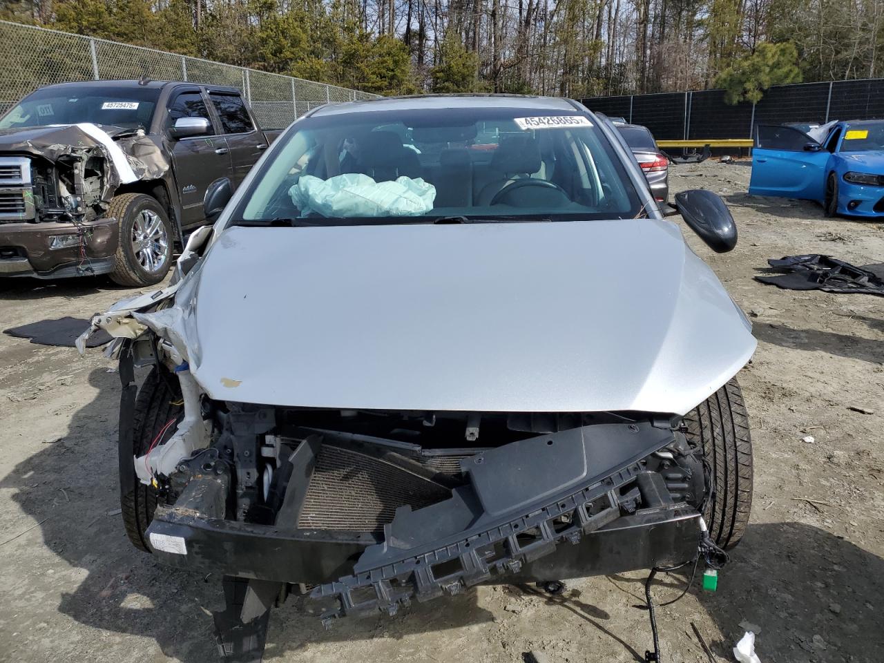 2018 Hyundai Elantra - Image 5