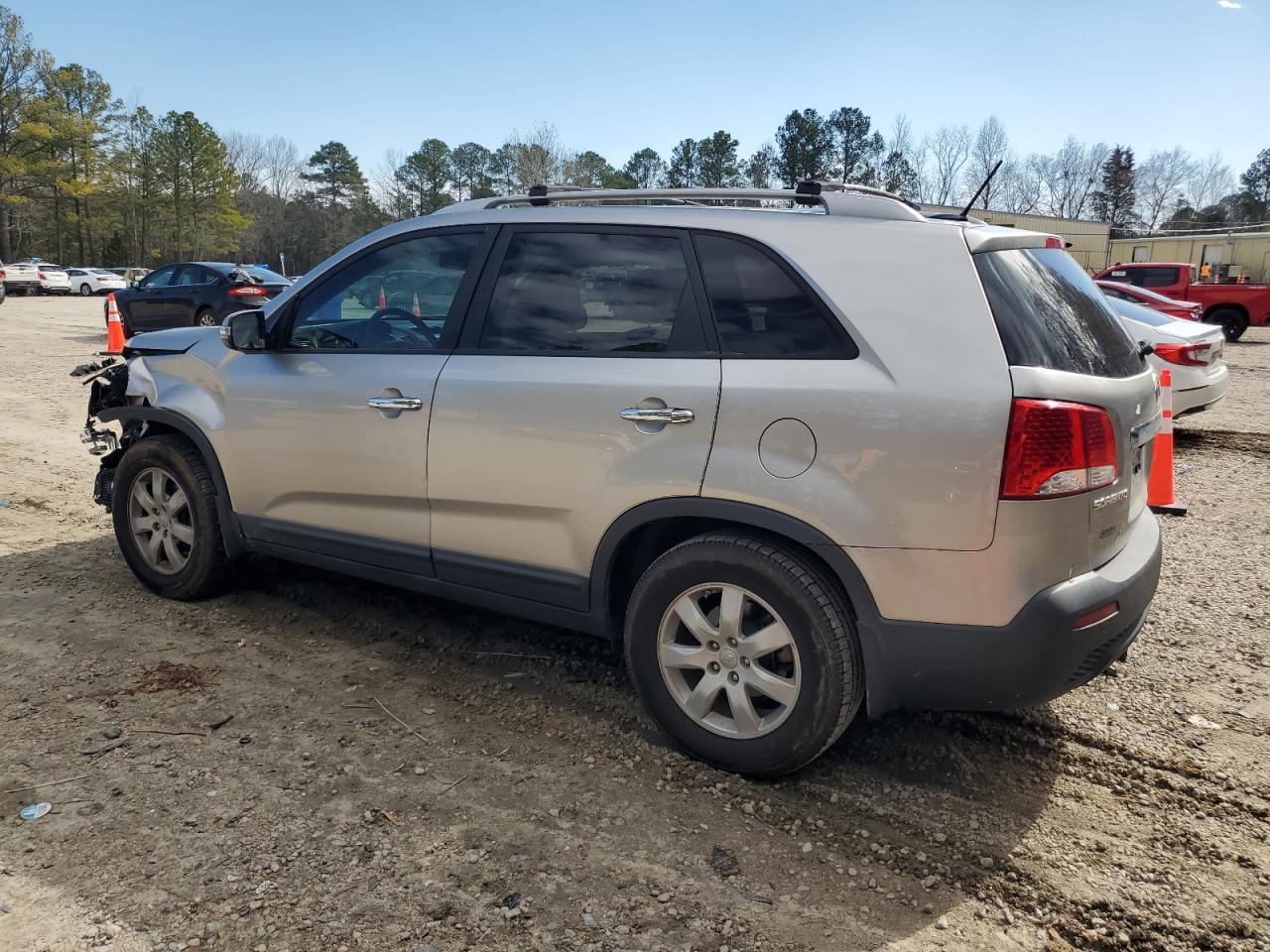 2013 Kia Sorento - Image 2