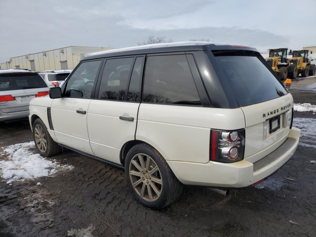2010 Land Rover Range Rover - Image 2
