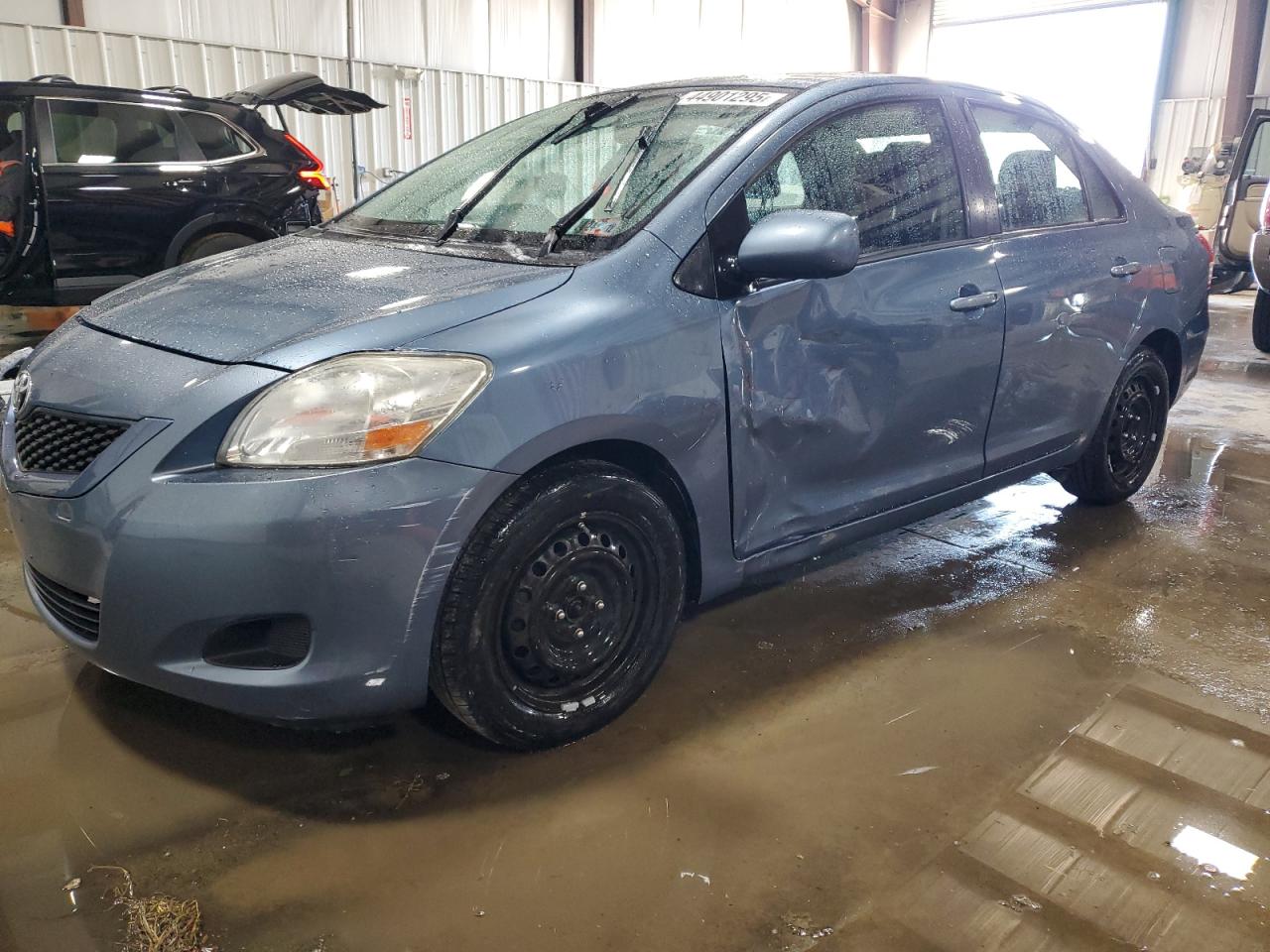 2012 Toyota Yaris - Image 1