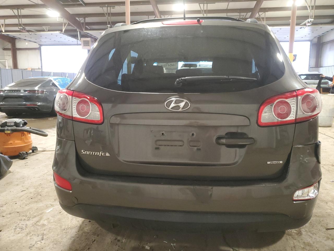 2012 Hyundai Santa Fe - Image 6