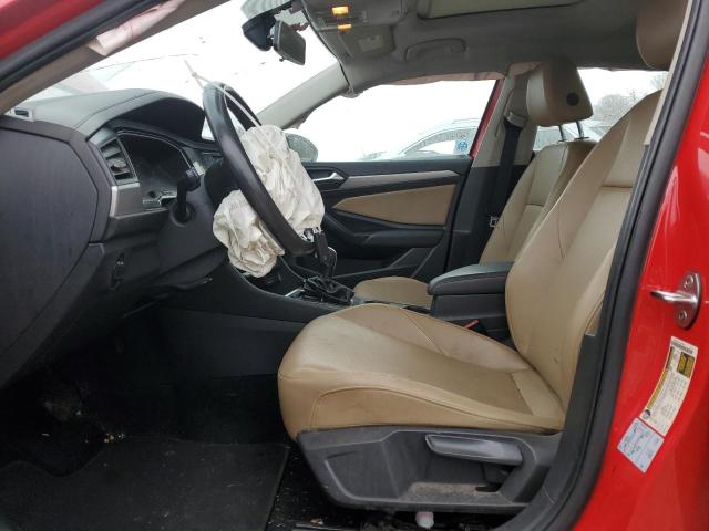  VOLKSWAGEN JETTA 2020 Красный