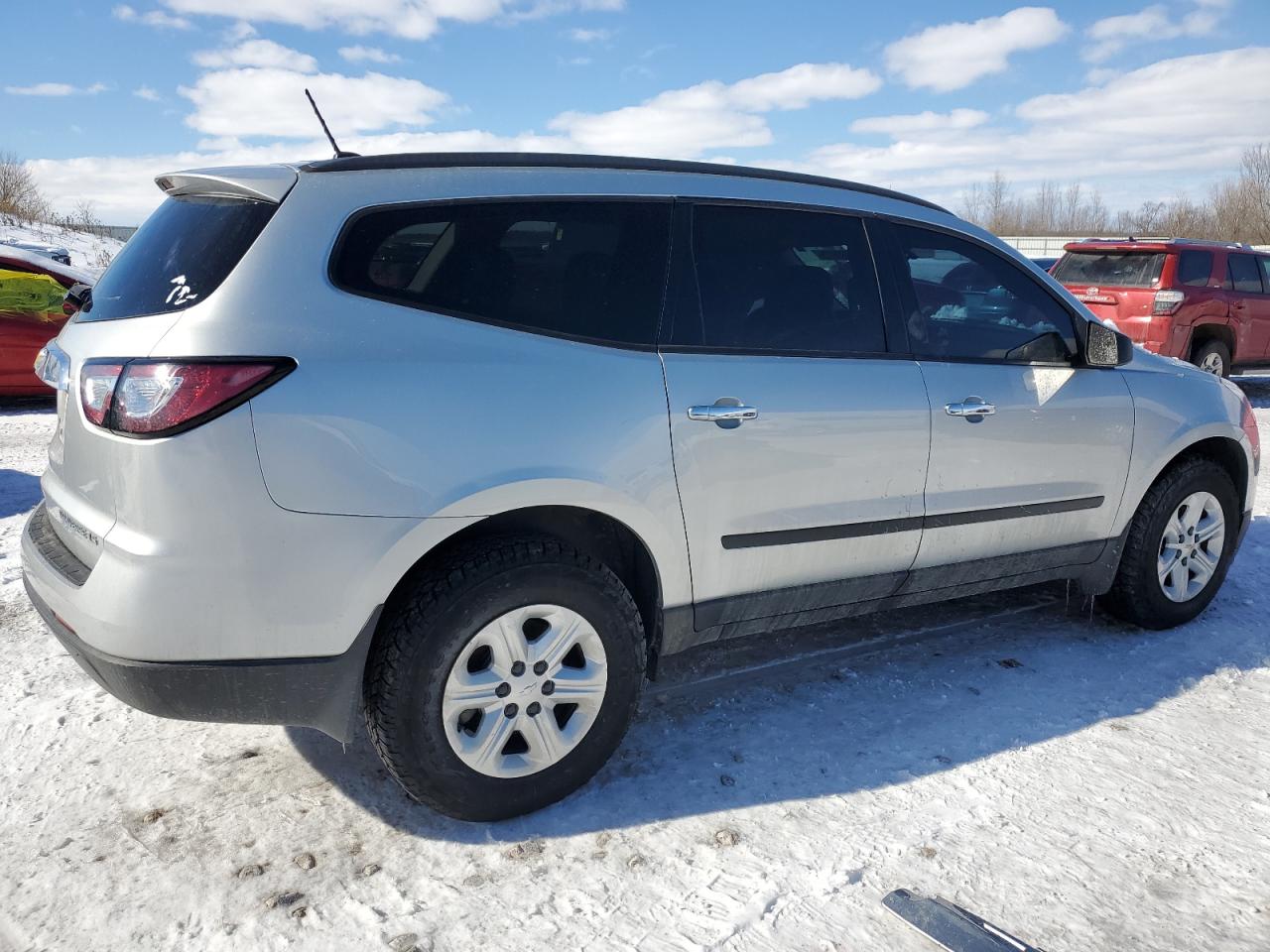 2015 Chevrolet Traverse - Image 3