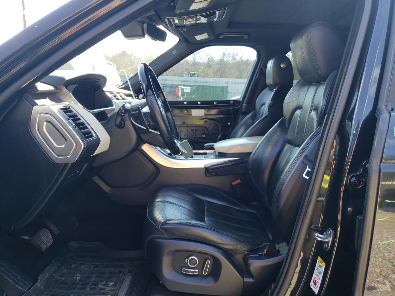 2017 Land Rover Range Rover - Image 7