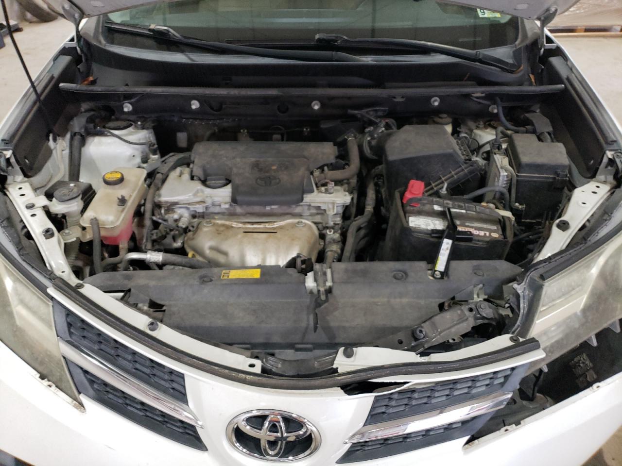 2014 Toyota RAV 4 - Image 14