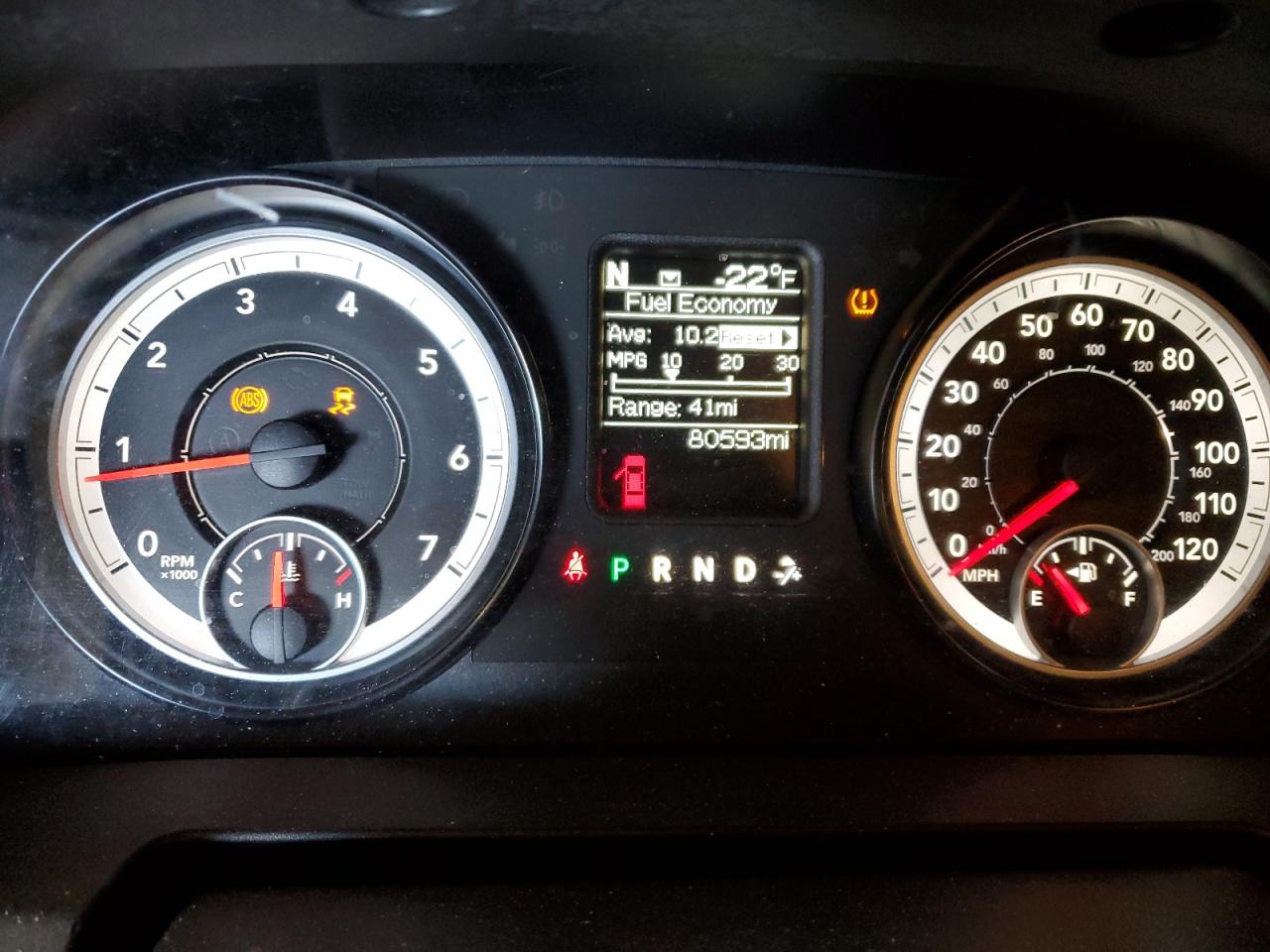 2015 RAM 1500 - Image 9