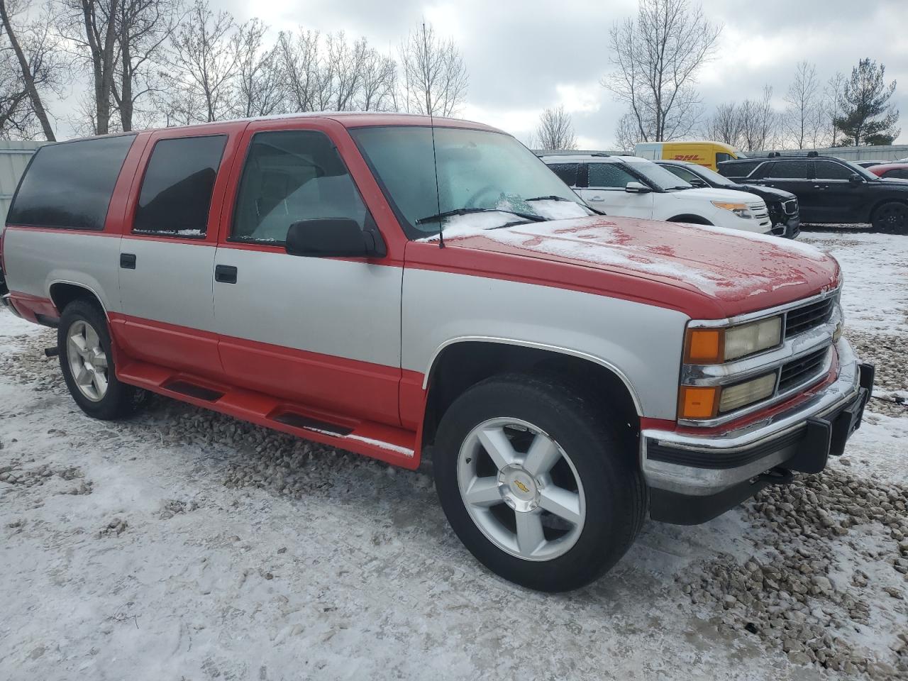 1994 Chevrolet Suburban - Image 4