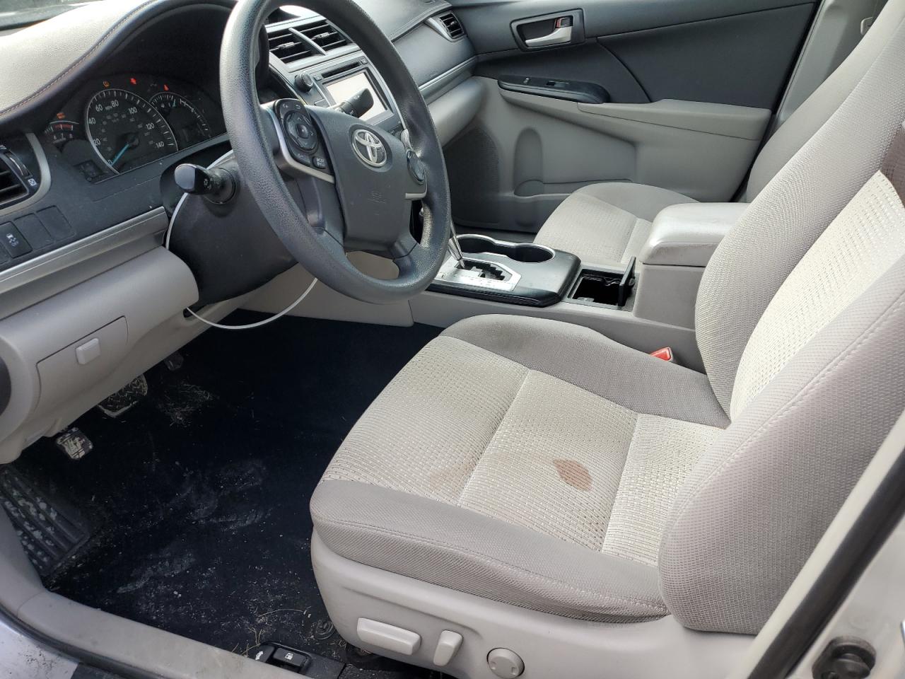 2014 Toyota Camry - Image 7