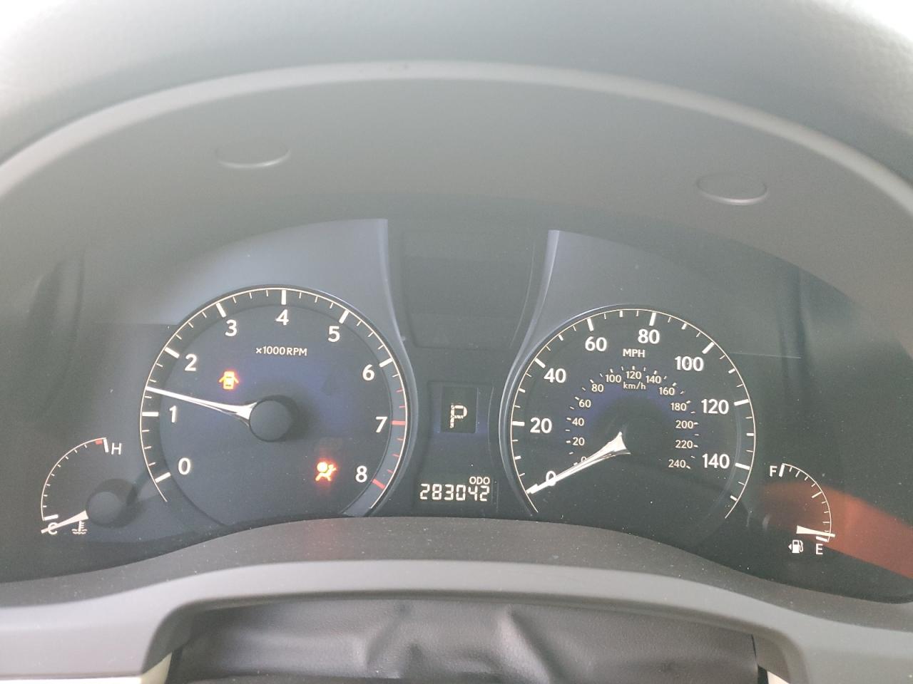 2010 Lexus RX - Image 9