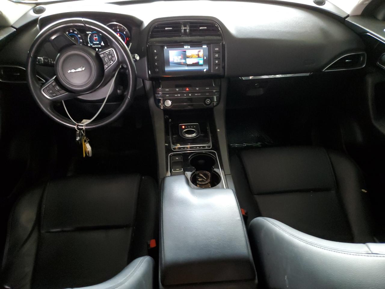 2017 Jaguar F-Pace - Image 8
