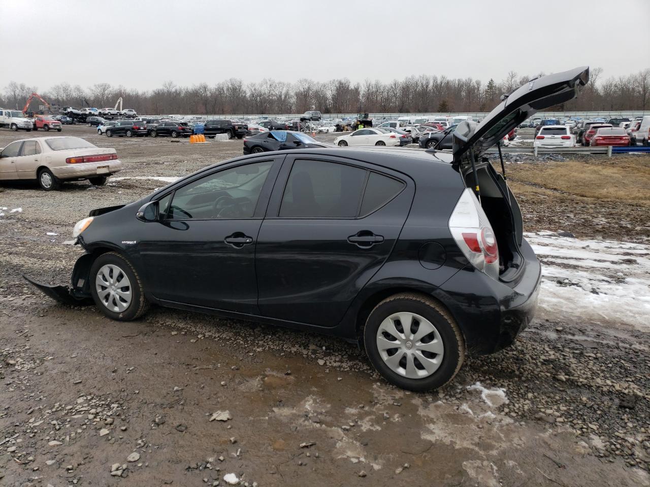 2014 Toyota Prius - Image 2
