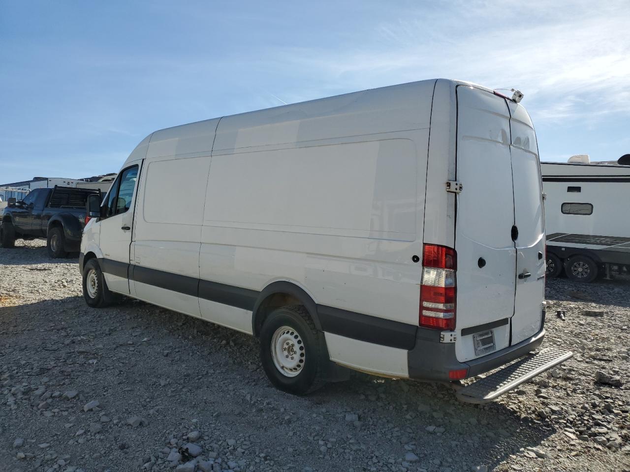 2014 Mercedes-Benz Sprinter - Image 2