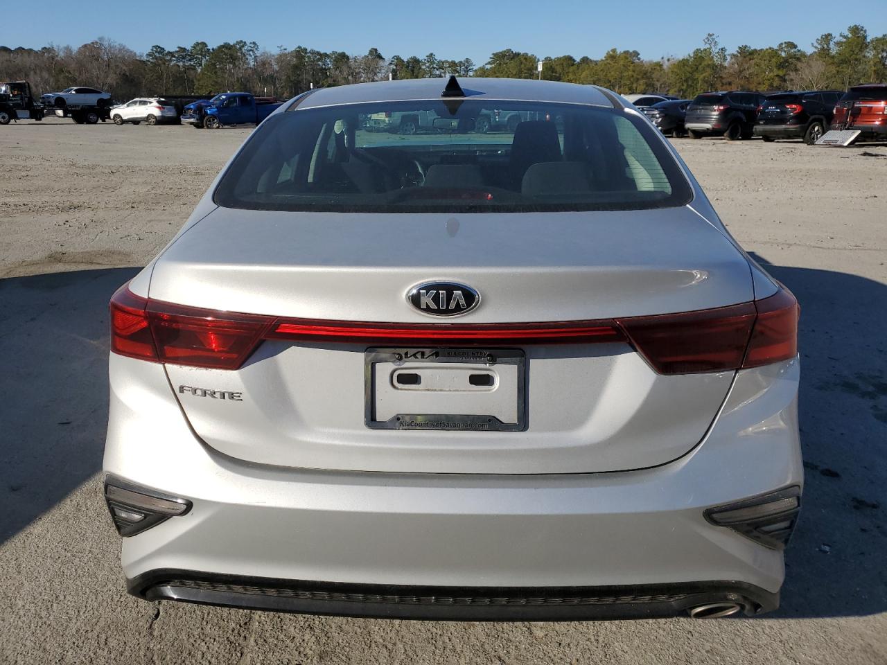 2020 Kia Forte - Image 6