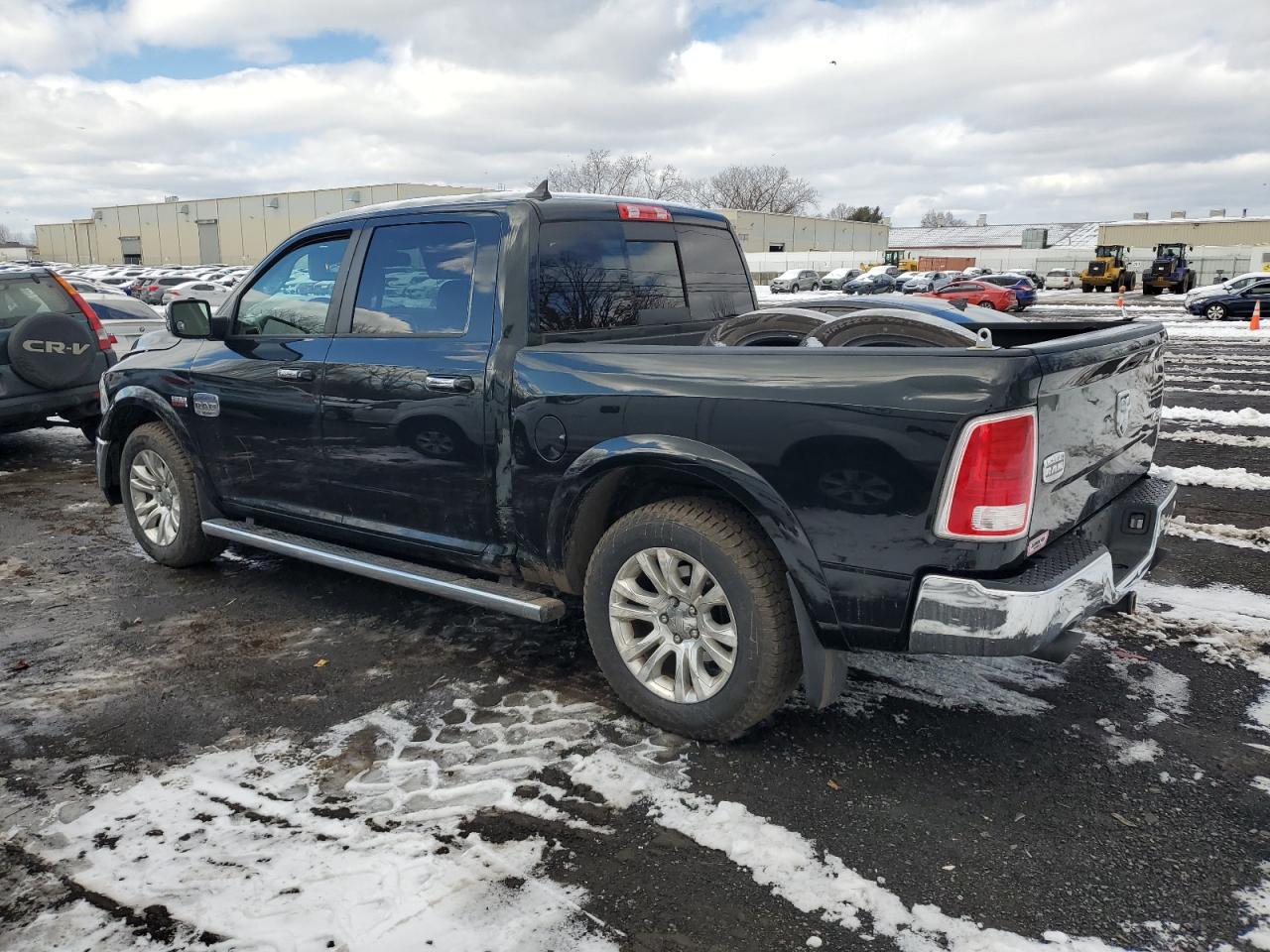 2016 RAM 1500 - Image 2