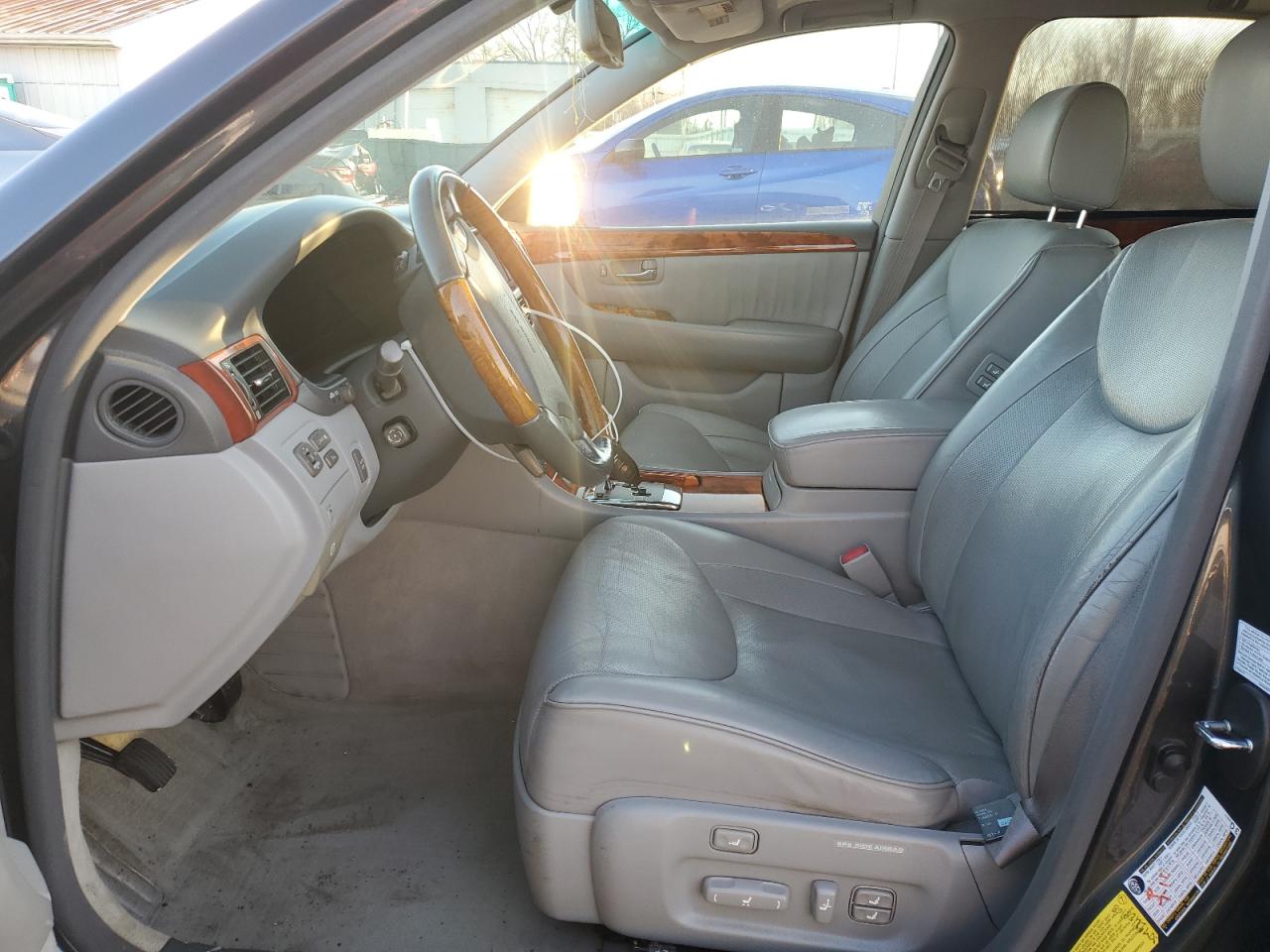2006 Lexus LS - Image 7