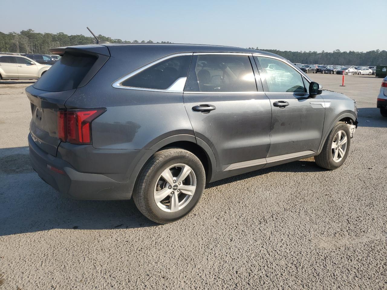 2022 Kia Sorento - Image 3