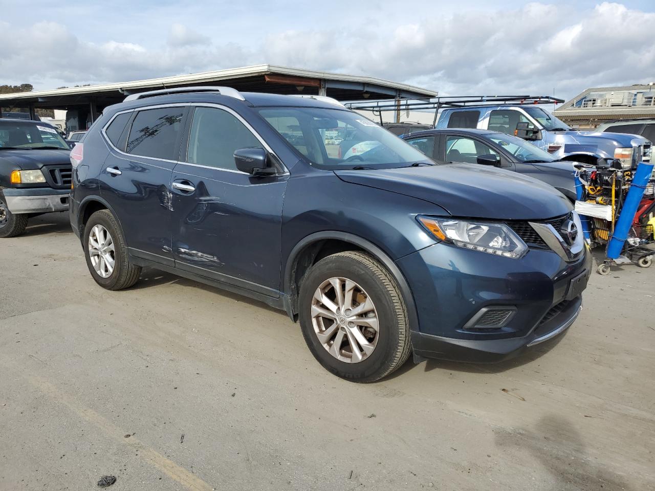 2016 Nissan Rogue - Image 4