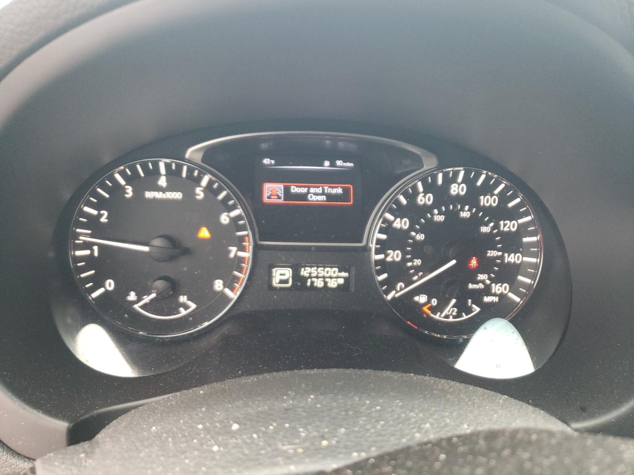 2015 Nissan Altima - Image 9