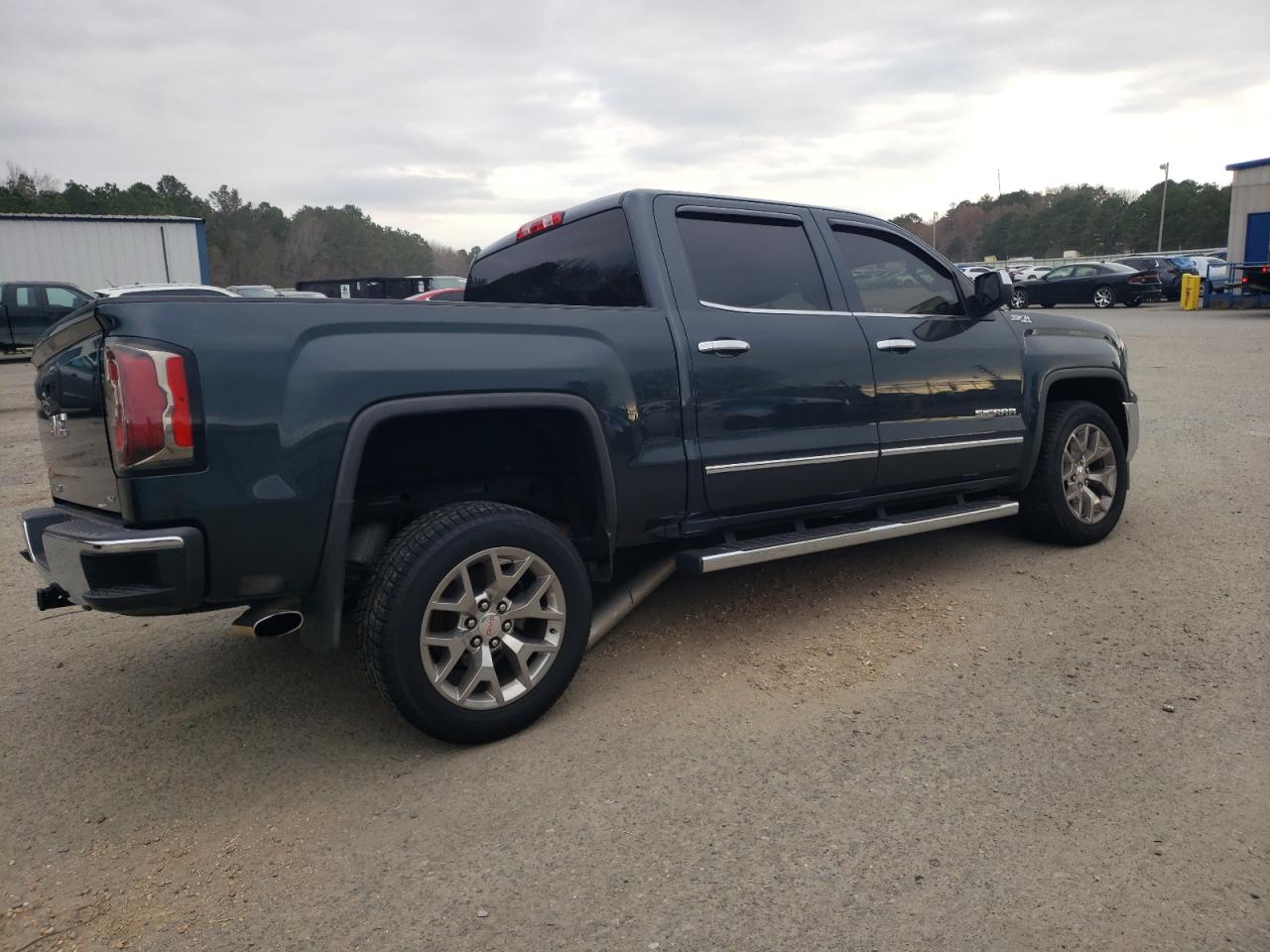 2018 GMC Sierra - Image 3