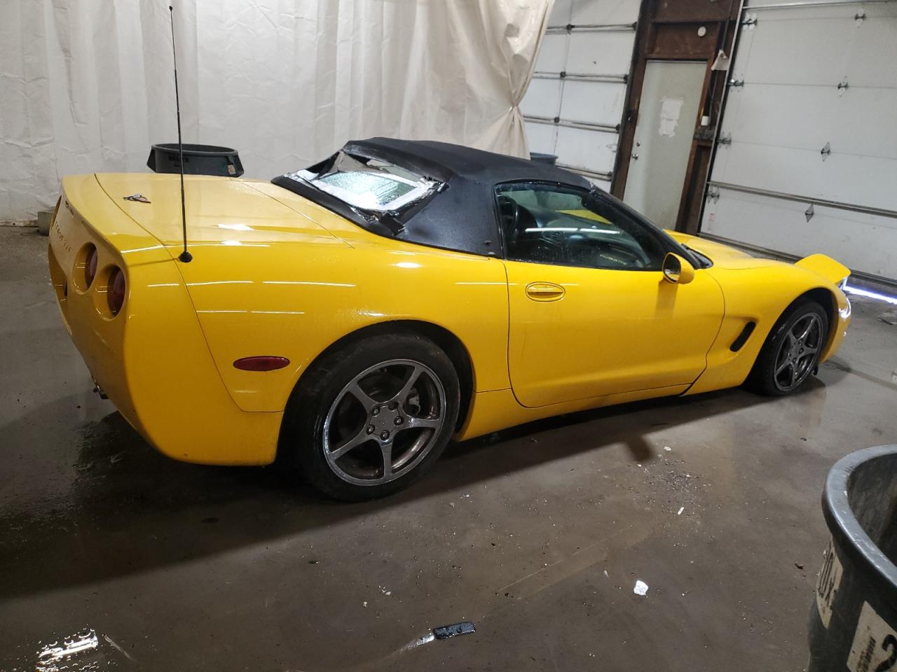 2000 Chevrolet Corvette - Image 3