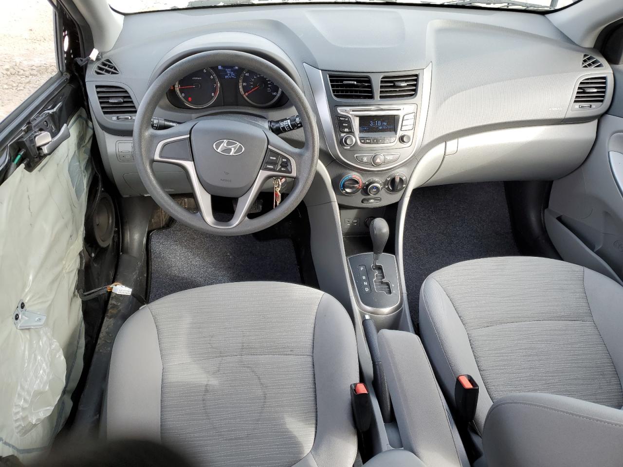 2016 Hyundai Accent - Image 8