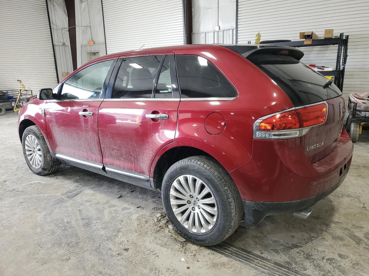 2013 Lincoln MKX - Image 2