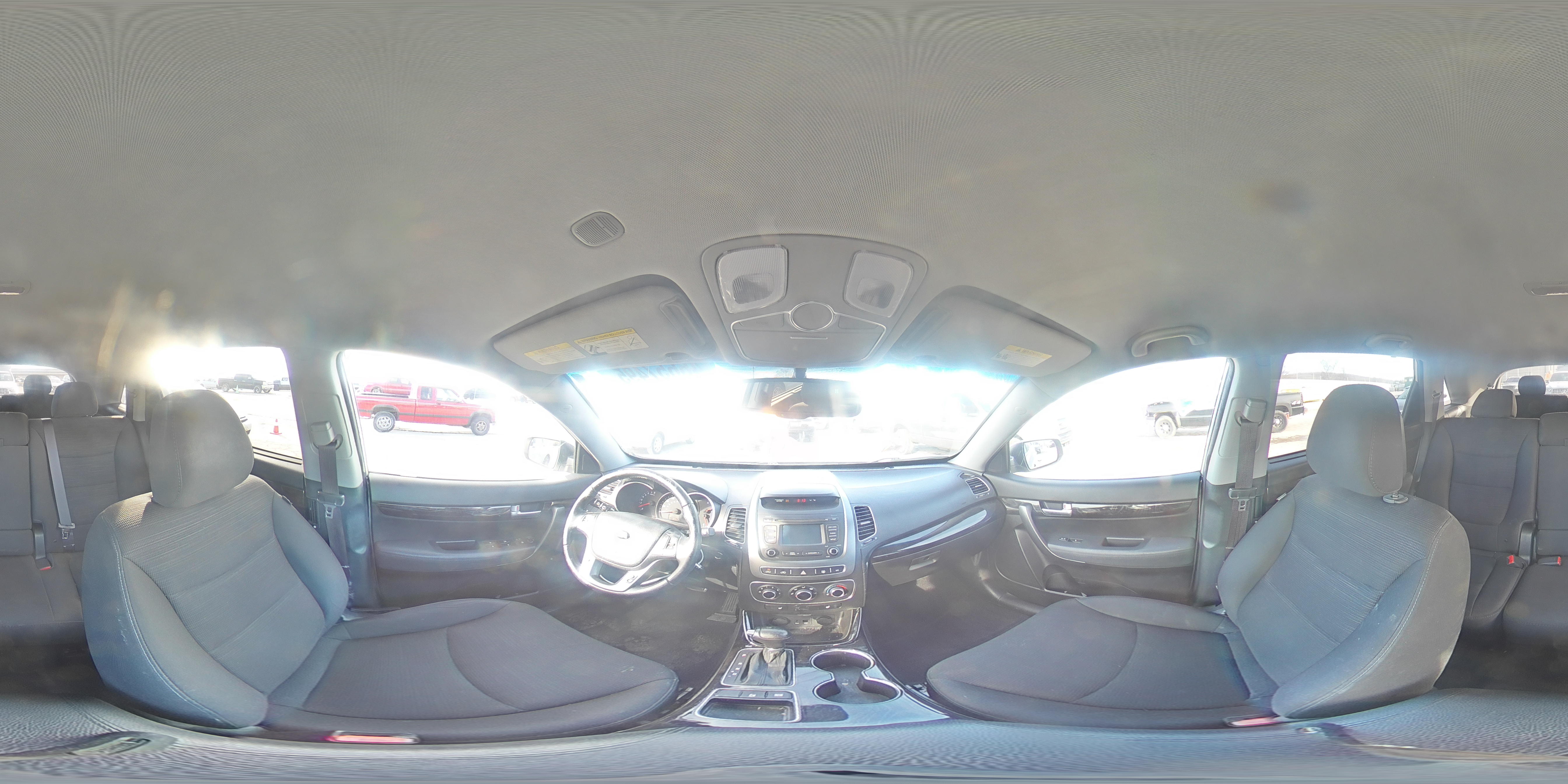 2014 Kia Sorento - Image 16
