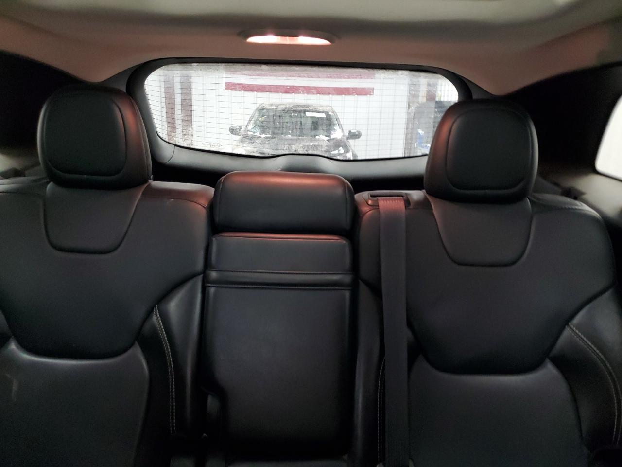 2015 Jeep Grand Cherokee - Image 10