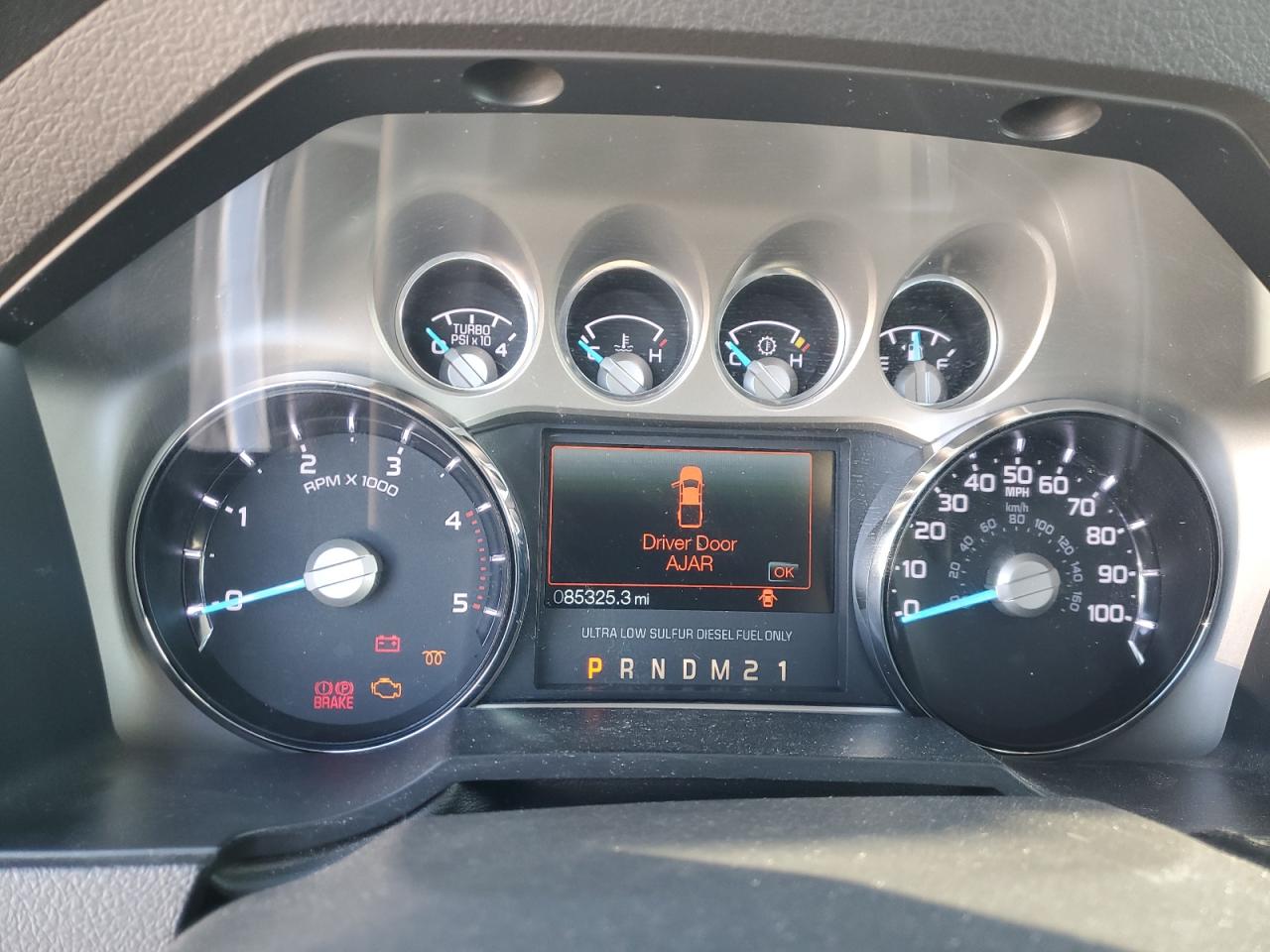2014 Ford F350 - Image 9
