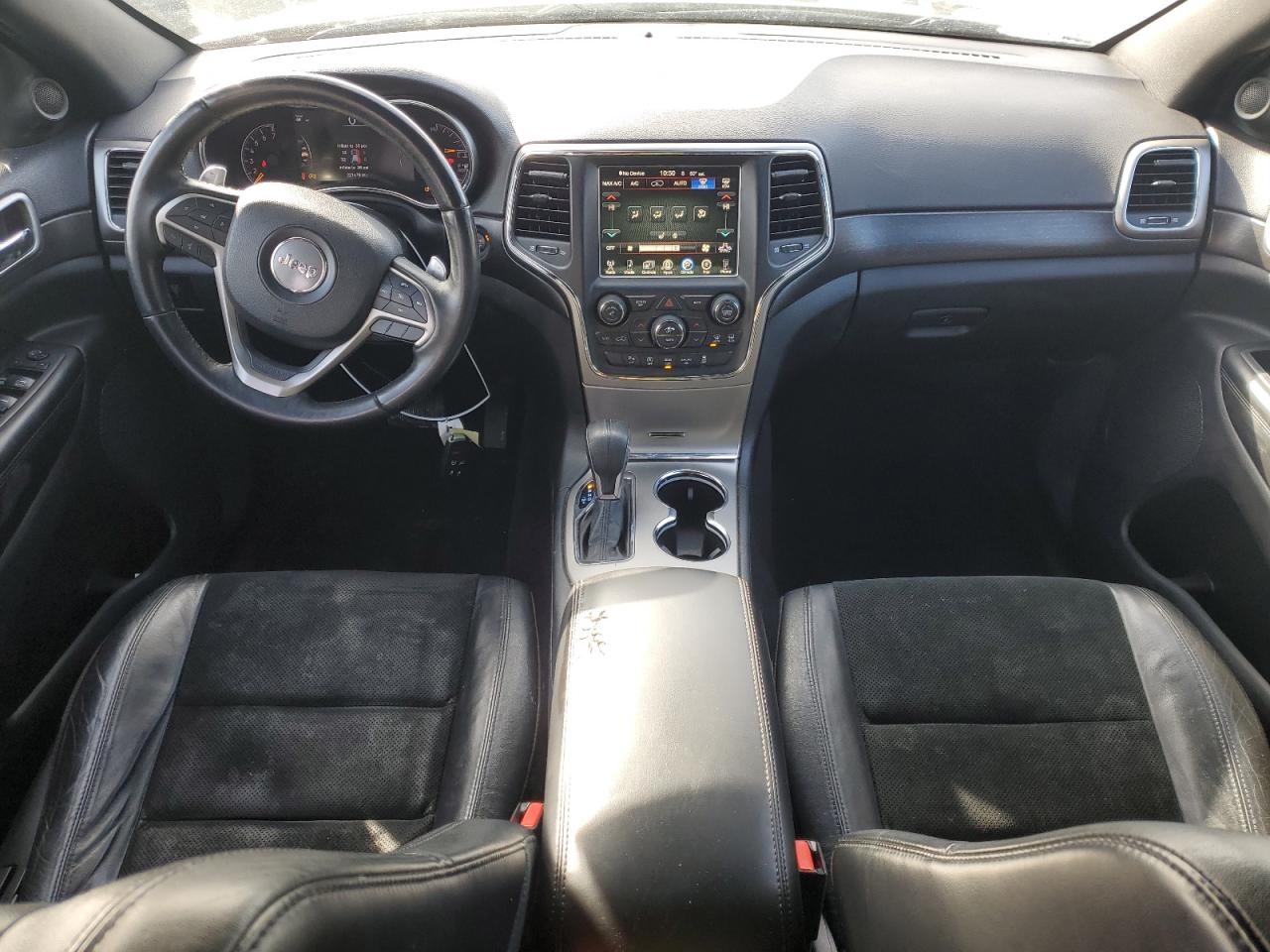2017 Jeep Grand Cherokee - Image 8