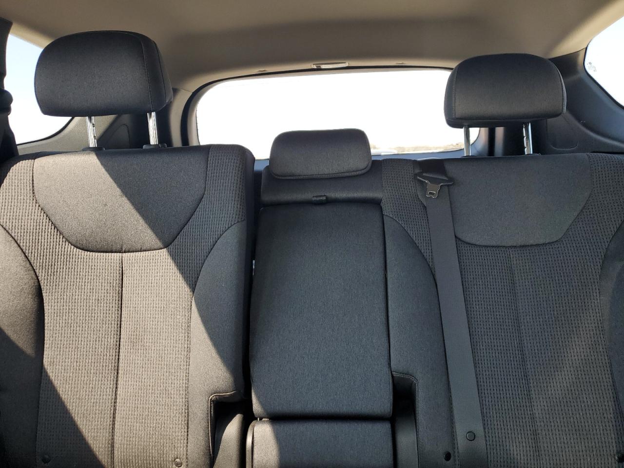 2021 Hyundai Santa Fe - Image 10