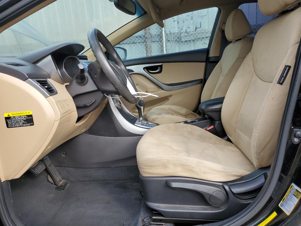 2012 Hyundai Elantra - Image 7