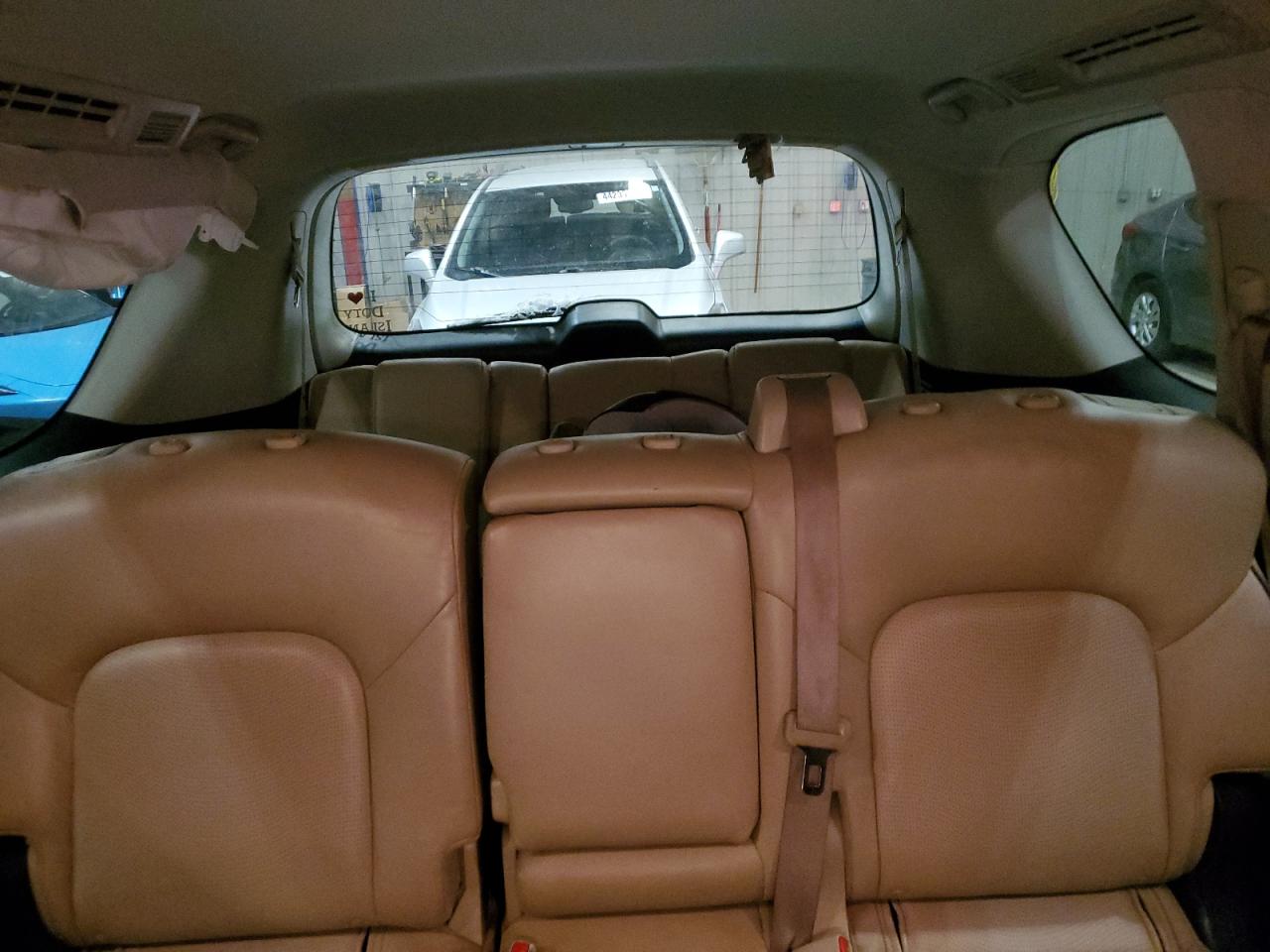 2017 Nissan Armada - Image 10